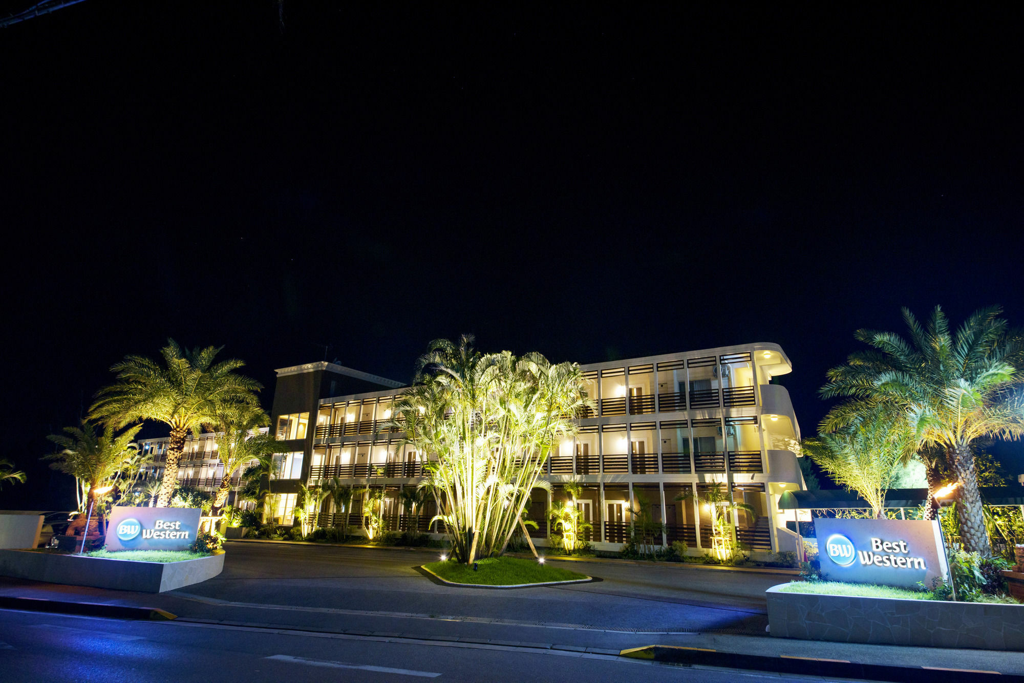 Best Western Okinawa Onna Beach Exterior photo